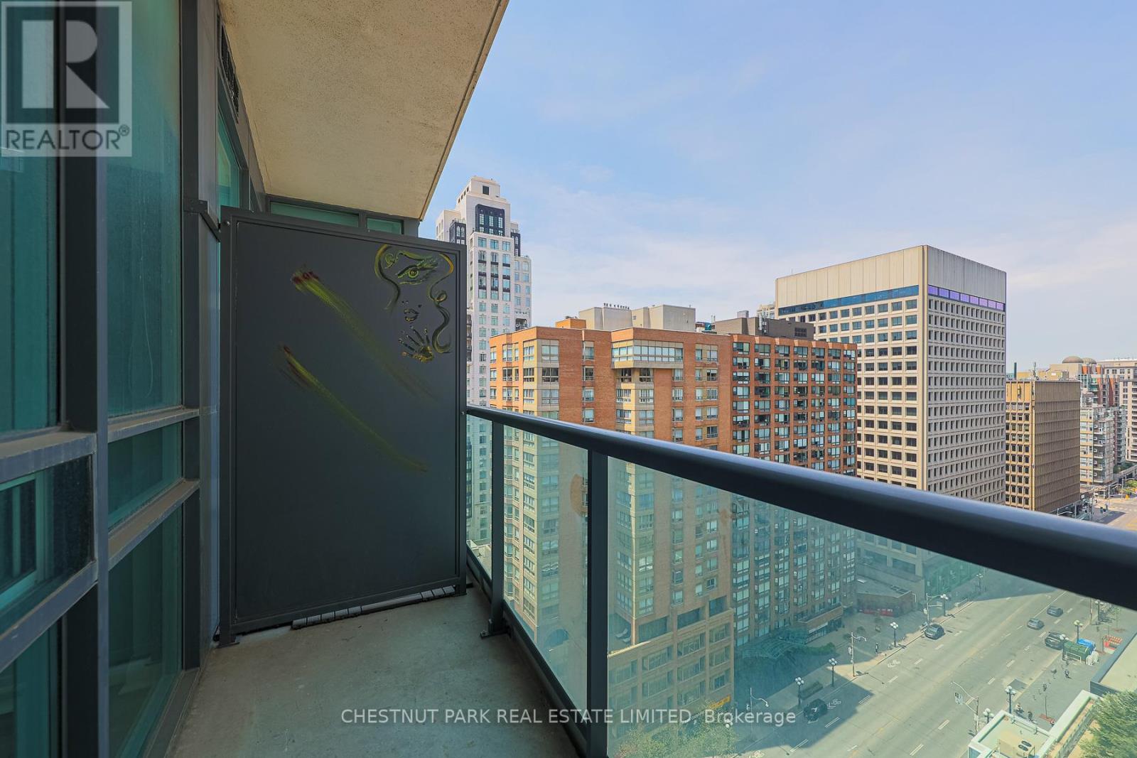 1904 - 1121 Bay Street, Toronto, Ontario  M5S 3L9 - Photo 17 - C12726624