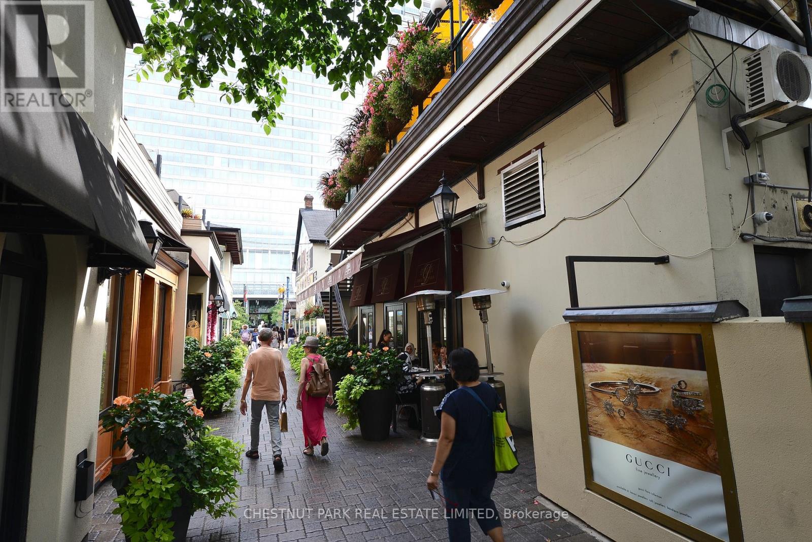 1904 - 1121 Bay Street, Toronto, Ontario  M5S 3L9 - Photo 36 - C12726624