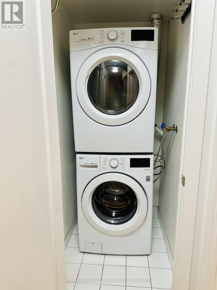 1905 - 120 Homewood Avenue, Toronto, Ontario  M4Y 2J3 - Photo 13 - C12726632