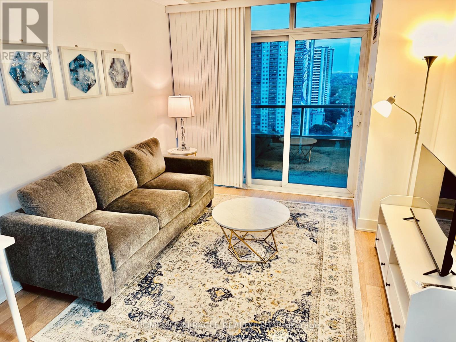 1905 - 120 Homewood Avenue, Toronto, Ontario  M4Y 2J3 - Photo 3 - C12726632