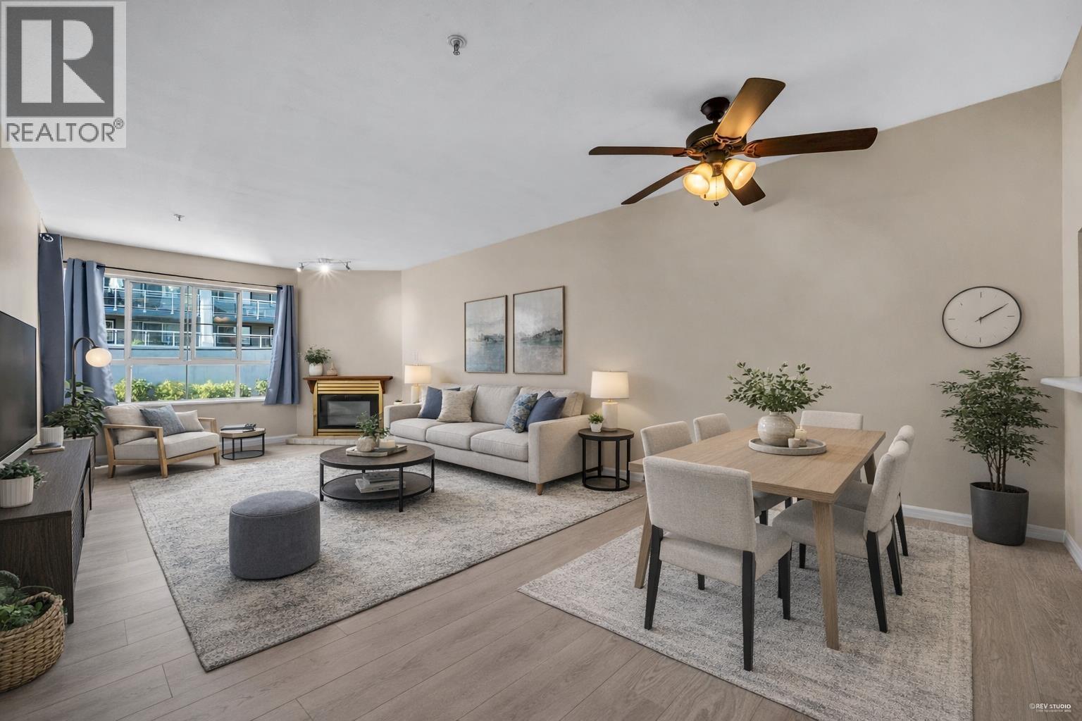 411 525 Agnes Street, New Westminster, British Columbia  V3L 1G2 - Photo 2 - R3068824