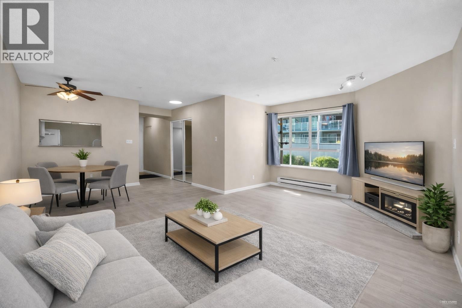 411 525 Agnes Street, New Westminster, British Columbia  V3L 1G2 - Photo 4 - R3068824