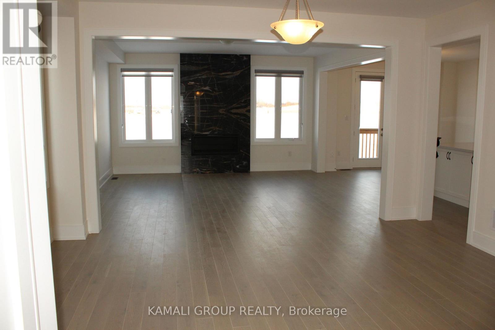 52 Hitching Post, Georgina, Ontario  L4P 0S7 - Photo 4 - N12726610