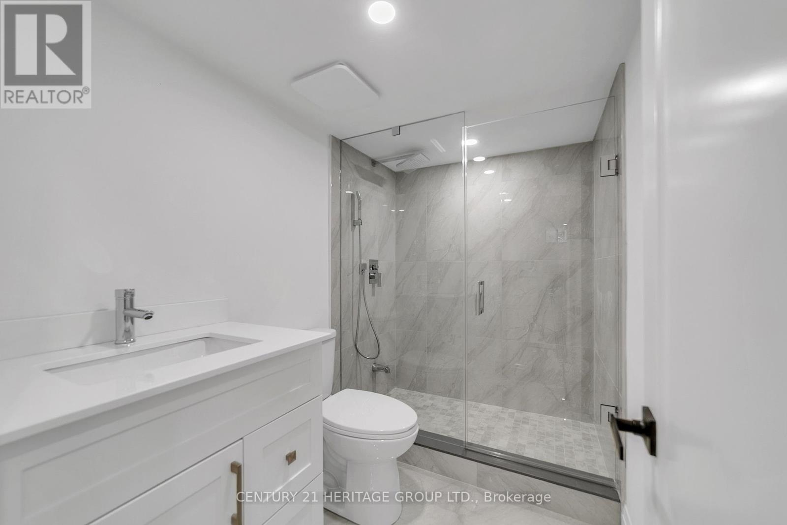 Bsmt - 42 Portage Avenue, Richmond Hill, Ontario  L4E 2Z5 - Photo 4 - N12669934