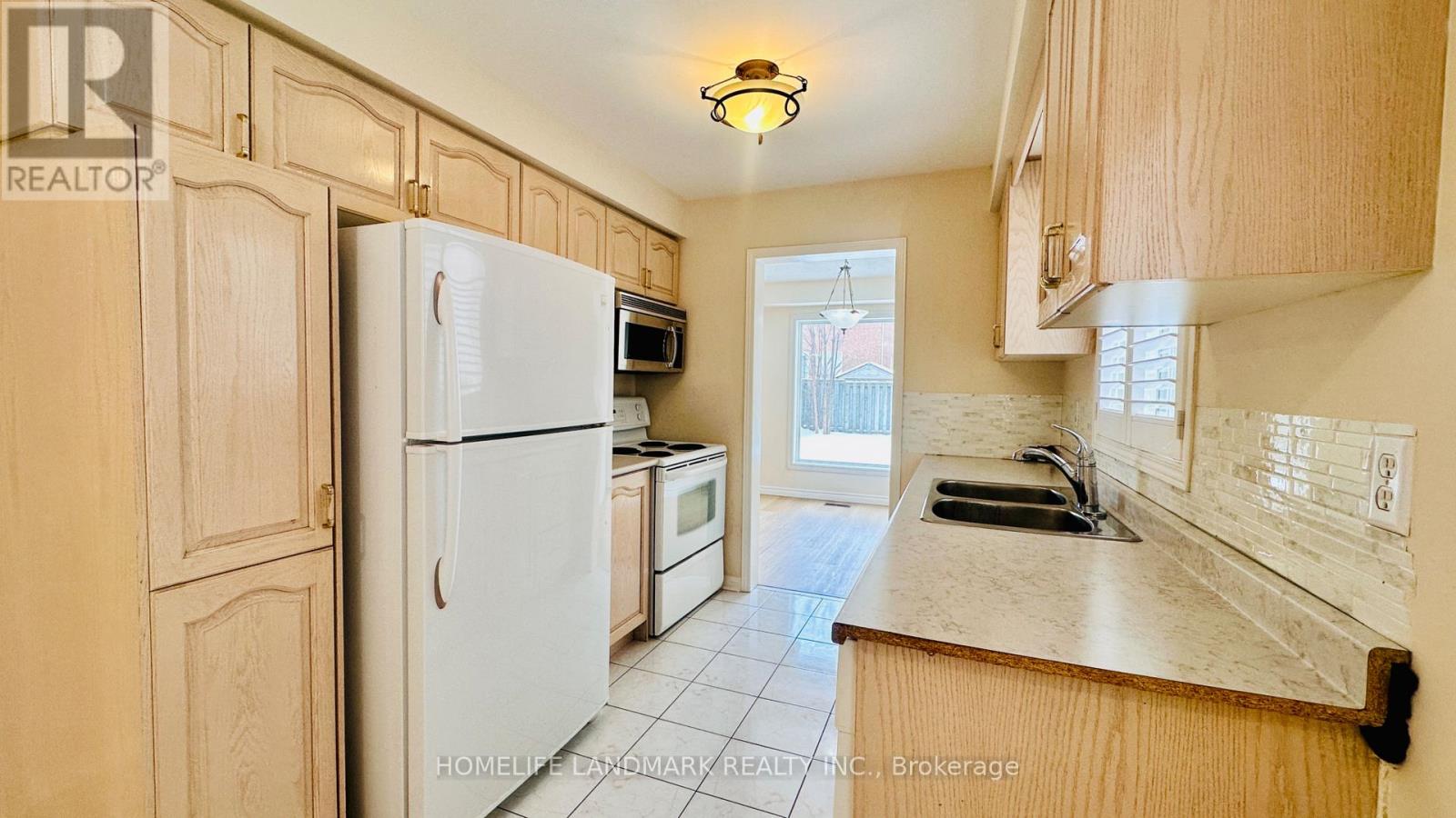 2210 Ridge Landing, Oakville, Ontario  L6M 3L7 - Photo 7 - W12726628