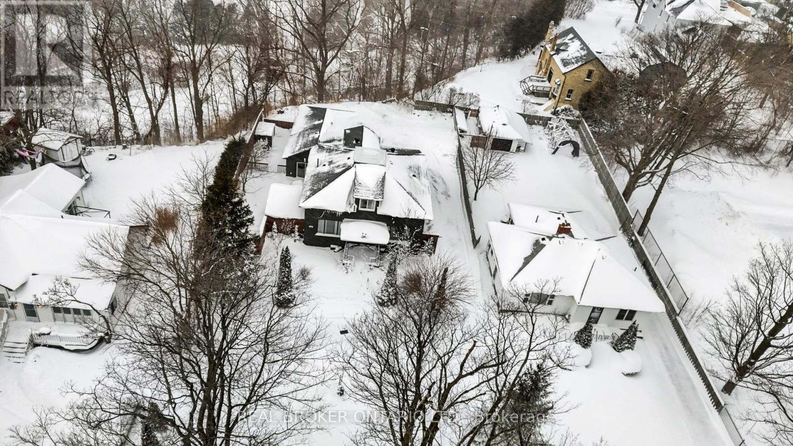 664 OLDE VICTORIA STREET, Kincardine, Ontario