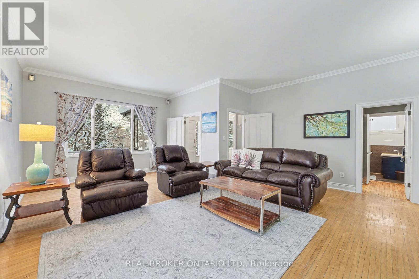 664 Olde Victoria Street, Kincardine, Ontario  N2Z 2A5 - Photo 11 - X12726614