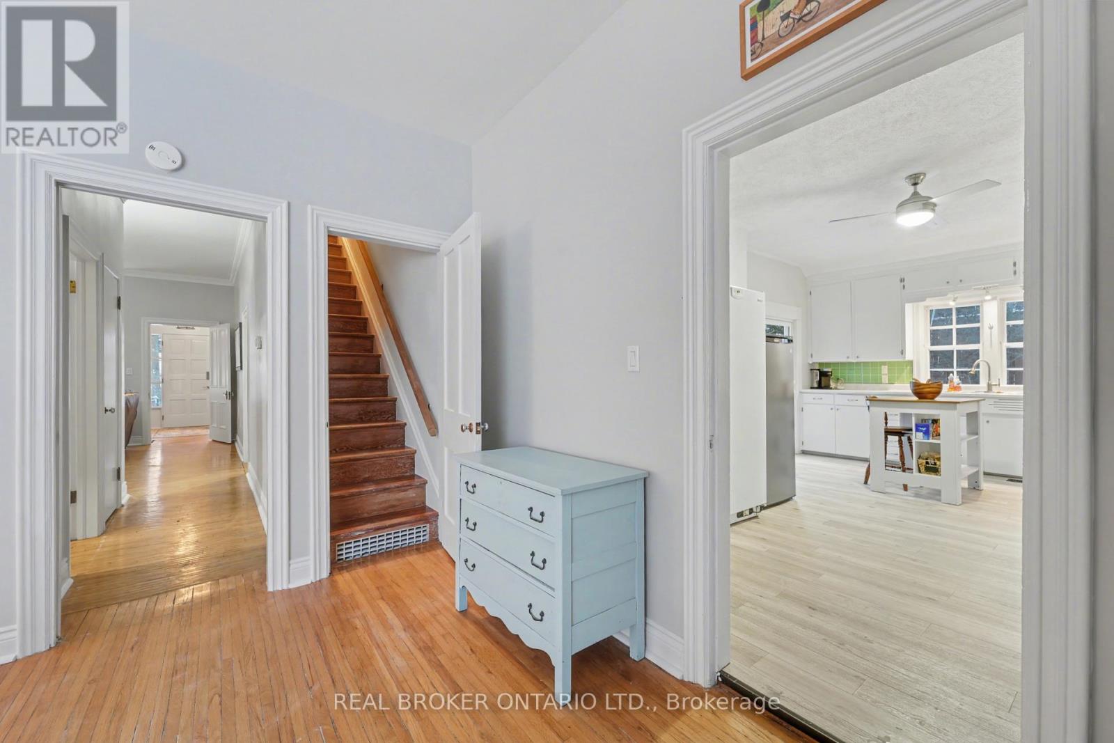 664 Olde Victoria Street, Kincardine, Ontario  N2Z 2A5 - Photo 27 - X12726614