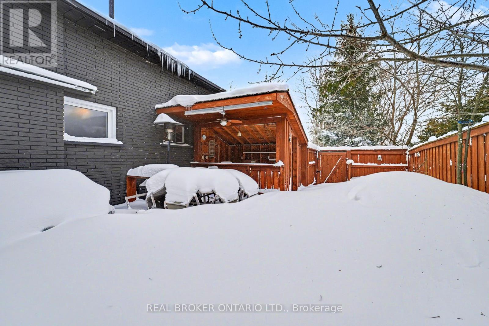 664 Olde Victoria Street, Kincardine, Ontario  N2Z 2A5 - Photo 36 - X12726614