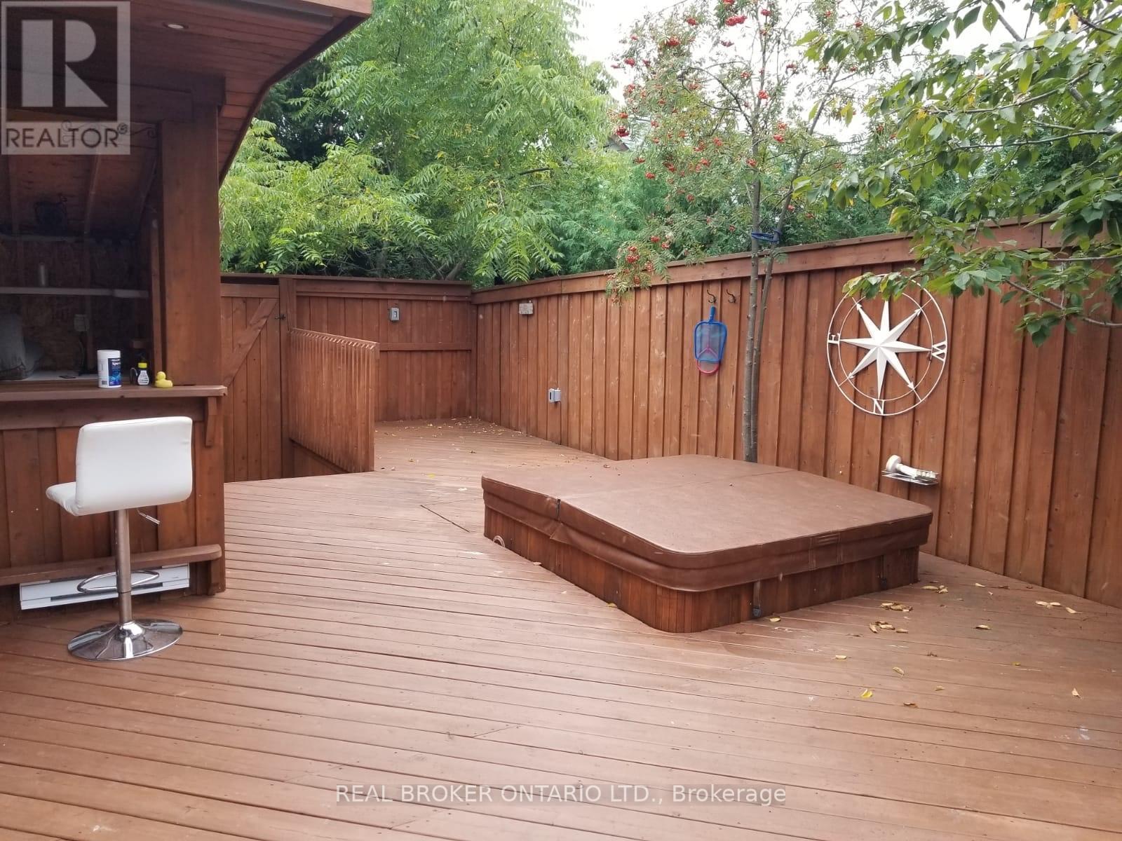 664 Olde Victoria Street, Kincardine, Ontario  N2Z 2A5 - Photo 37 - X12726614