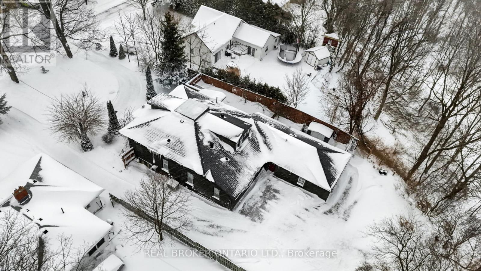 664 Olde Victoria Street, Kincardine, Ontario  N2Z 2A5 - Photo 44 - X12726614