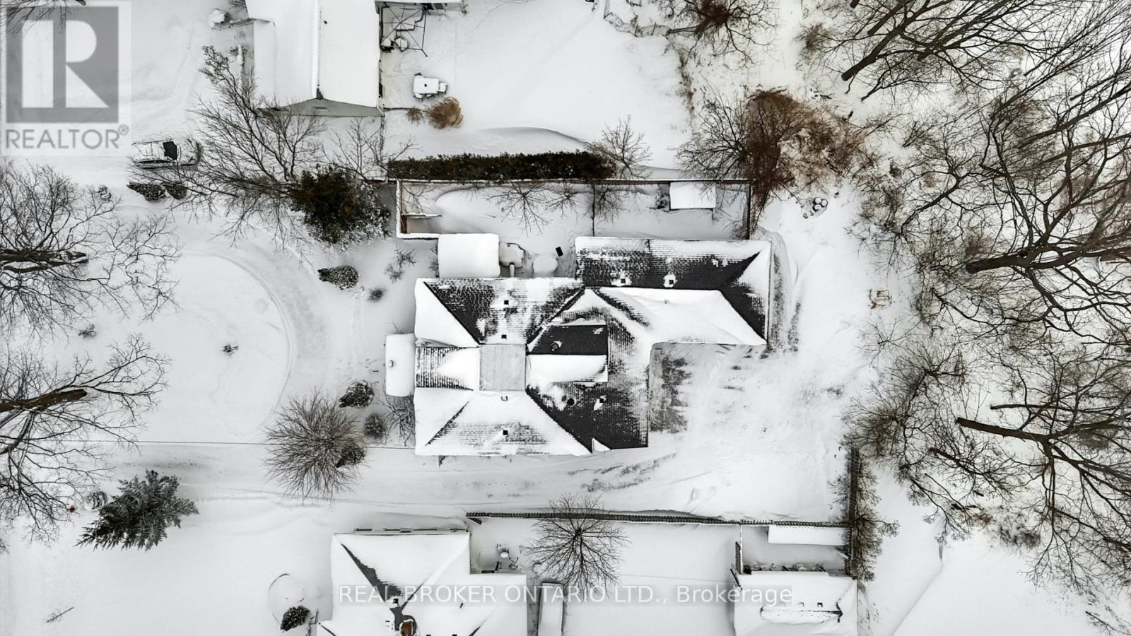 664 Olde Victoria Street, Kincardine, Ontario  N2Z 2A5 - Photo 46 - X12726614