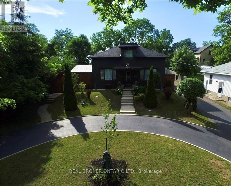 664 Olde Victoria Street, Kincardine, Ontario  N2Z 2A5 - Photo 6 - X12726614