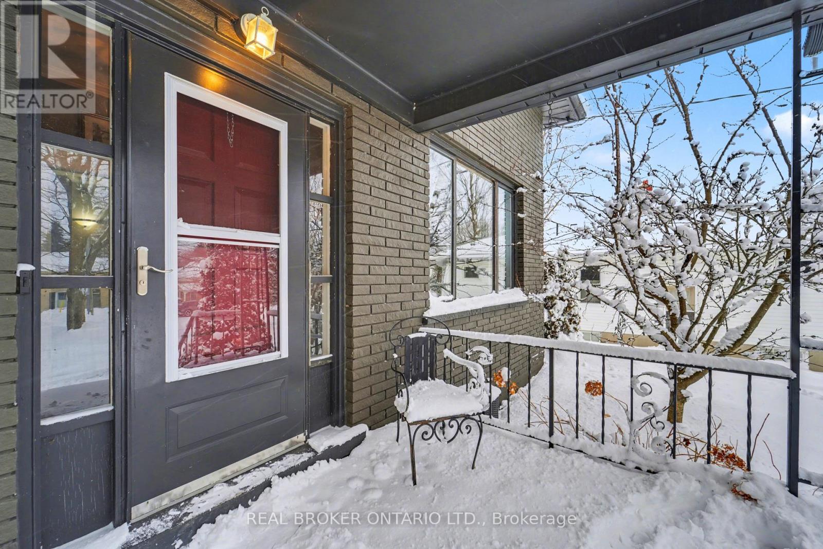 664 Olde Victoria Street, Kincardine, Ontario  N2Z 2A5 - Photo 9 - X12726614