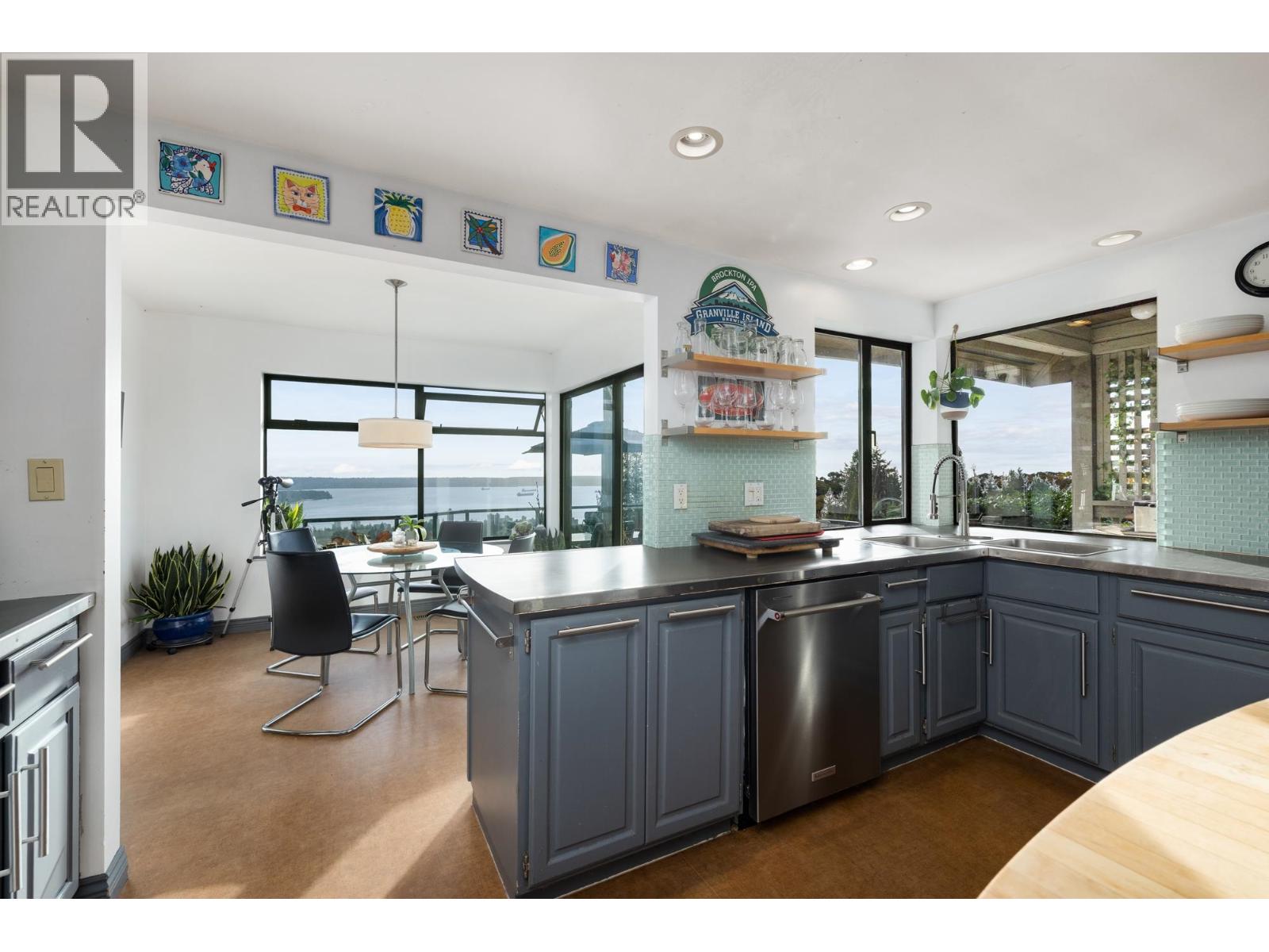 2346 Westhill Drive, West Vancouver, British Columbia  V7S 2Z5 - Photo 11 - R3078705