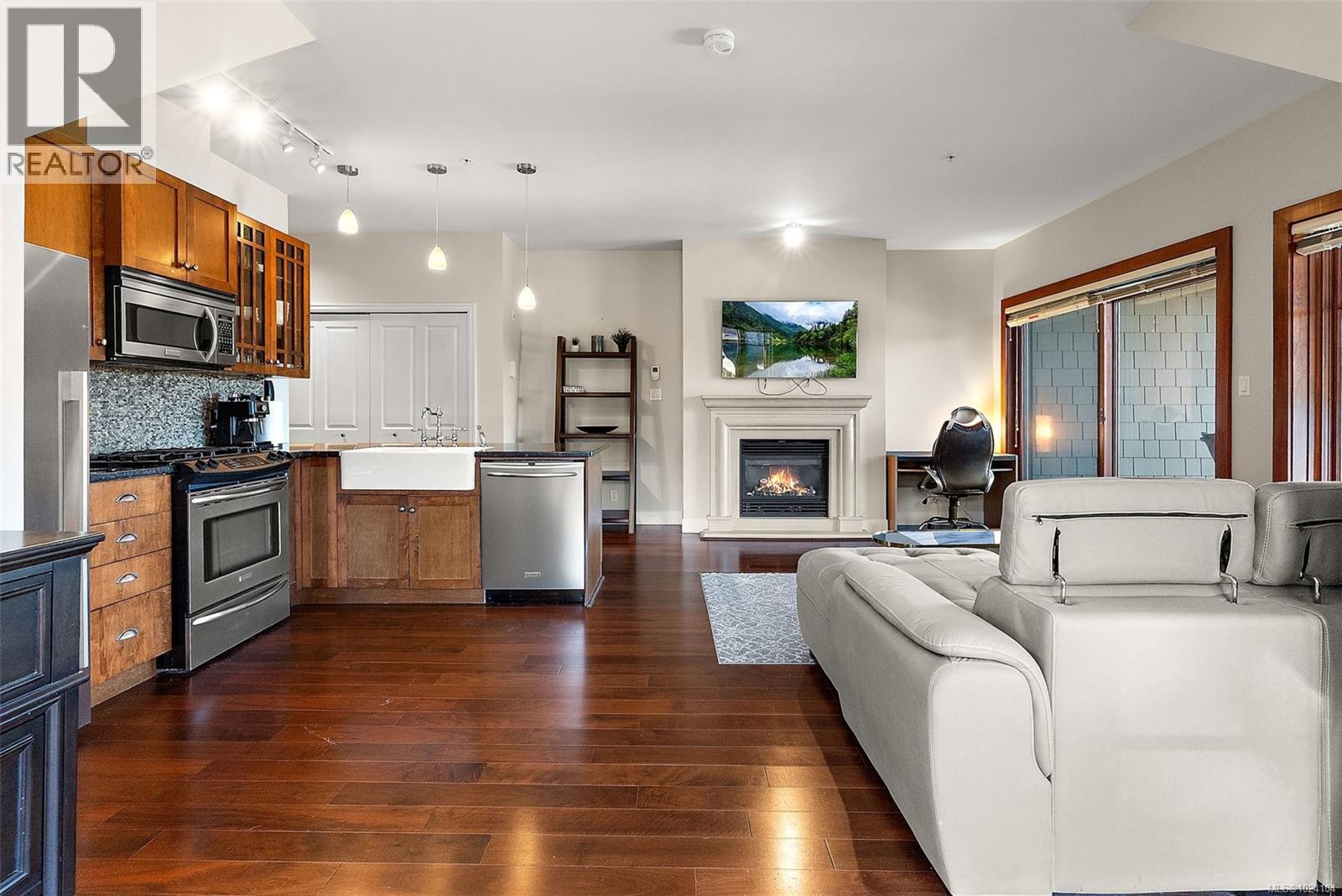 407 2006 Troon Crt, Langford, British Columbia  V9B 6T4 - Photo 9 - 1024104