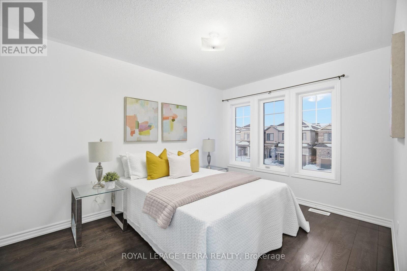 29 Tamworth Terrace, Barrie, Ontario  L9J 0W5 - Photo 22 - S12725006