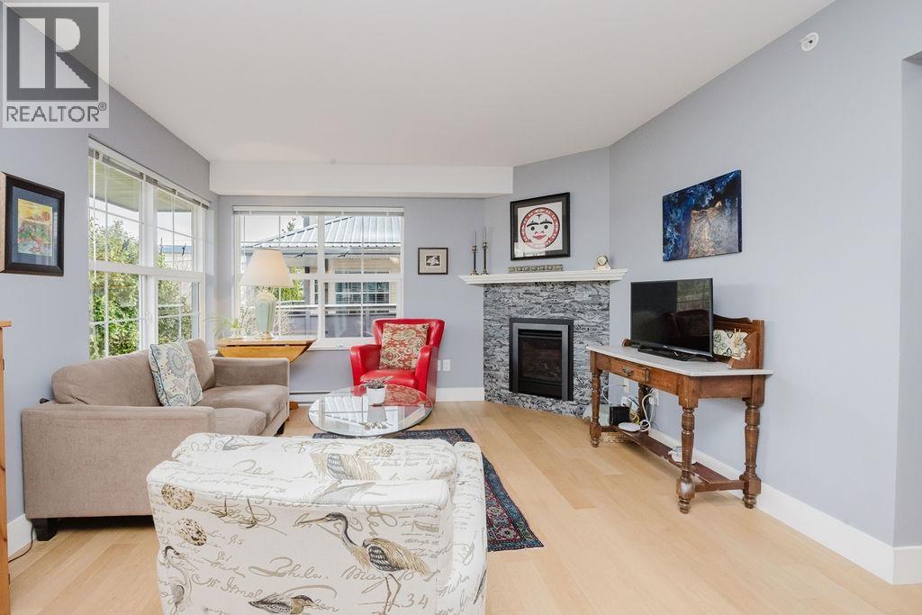 23 689 Park Road, Gibsons, British Columbia  V0N 1V7 - Photo 3 - R3082808