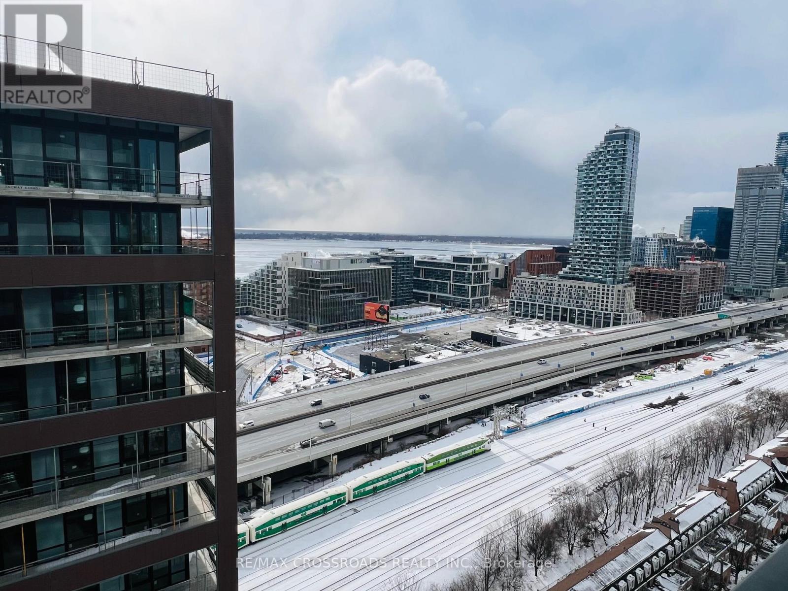 2303 - 35 Parliament Street, Toronto, Ontario  M5A 0Z5 - Photo 14 - C12726654