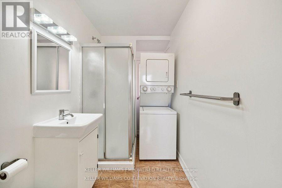 Upper Level - 681 Scarlett Road, Toronto, Ontario  M9P 2T3 - Photo 20 - W12726652