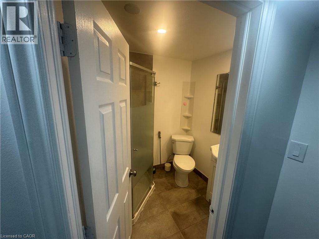 18 Ingleside Drive, Kitchener, Ontario  N2M 2G8 - Photo 14 - 40800721