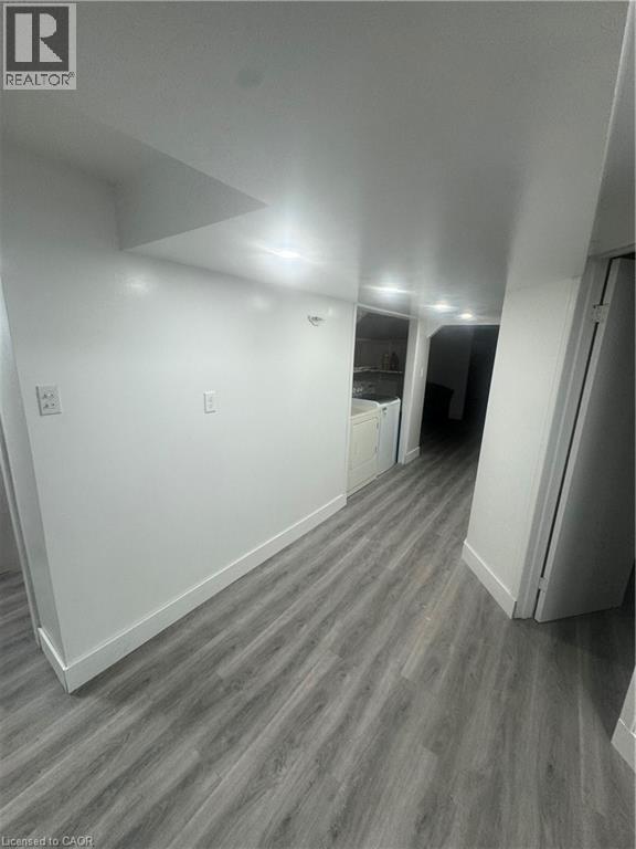 18 Ingleside Drive, Kitchener, Ontario  N2M 2G8 - Photo 2 - 40800721