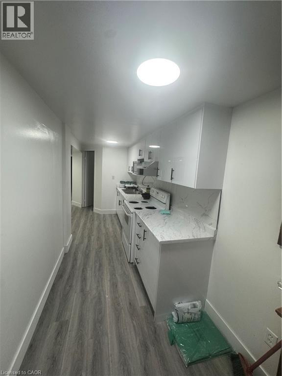 18 Ingleside Drive, Kitchener, Ontario  N2M 2G8 - Photo 3 - 40800721