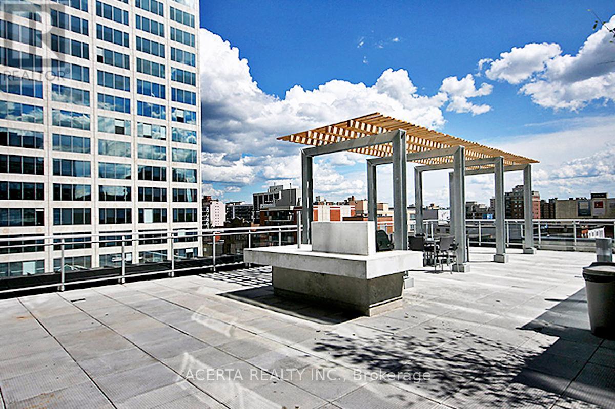 702 - 324 Laurier Avenue W, Ottawa, Ontario  K1A 0A4 - Photo 2 - X12726668