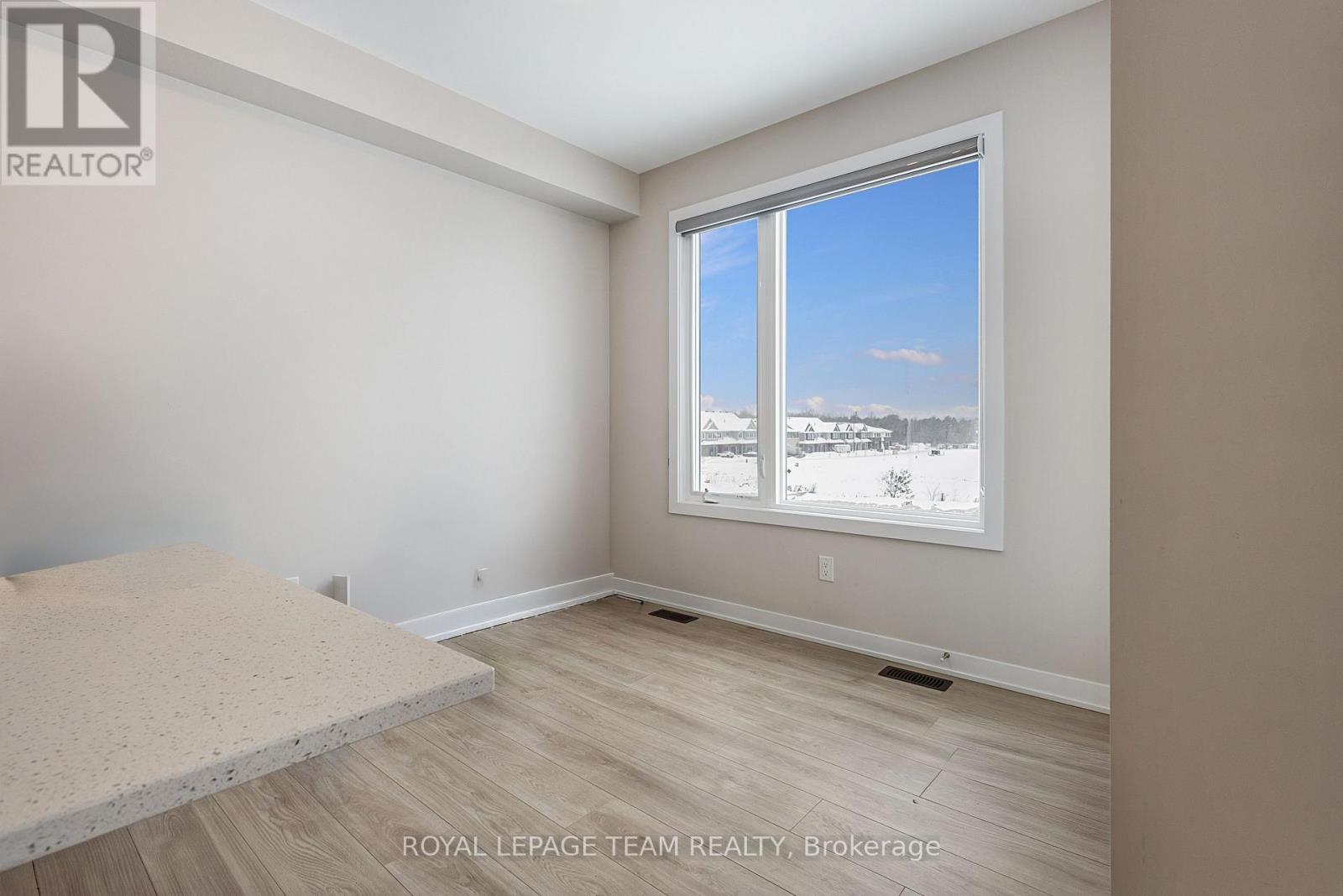 819 Andesite Terrace, Ottawa, Ontario  K2J 7H4 - Photo 12 - X12726674