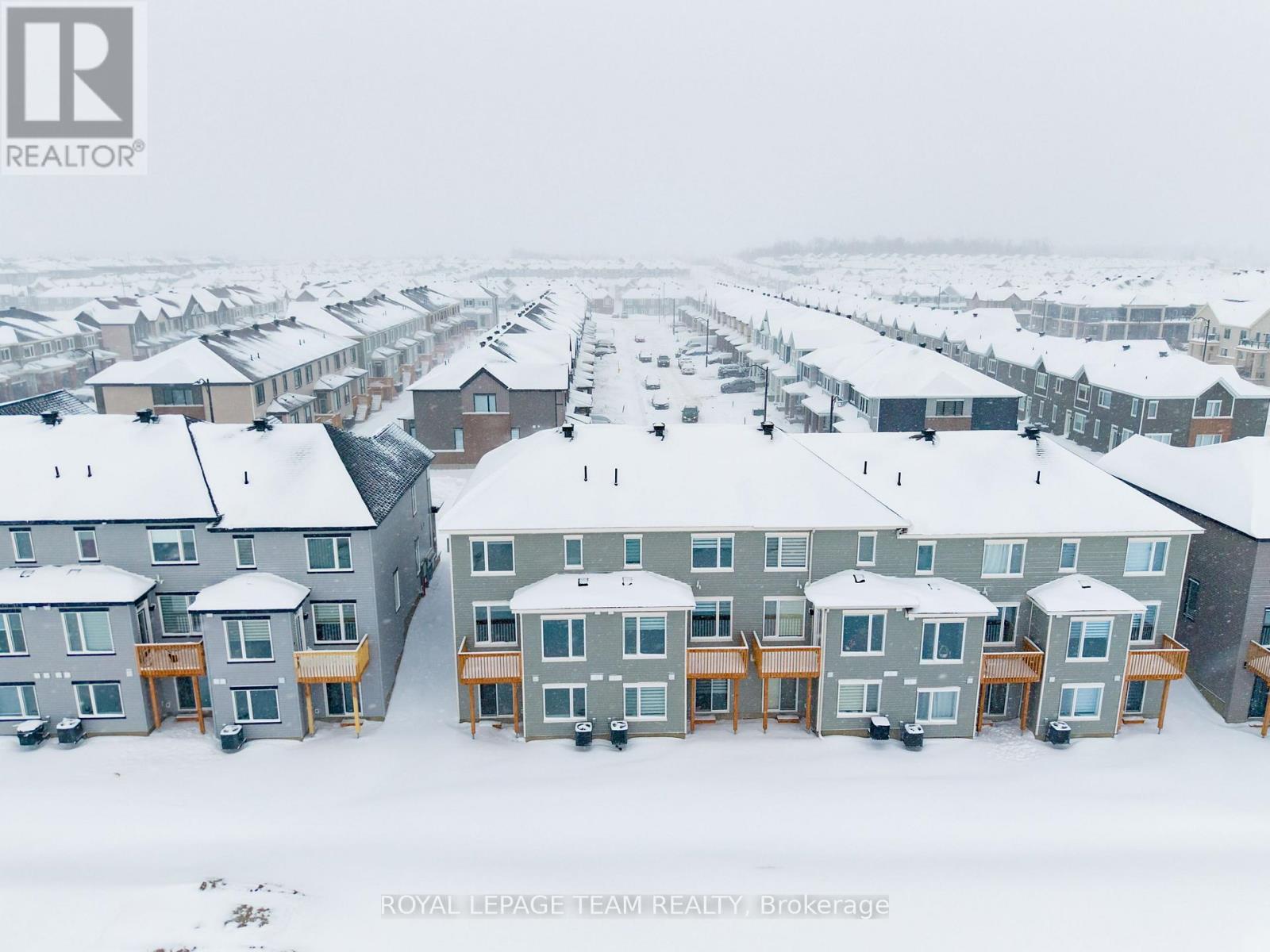 819 Andesite Terrace, Ottawa, Ontario  K2J 7H4 - Photo 3 - X12726674