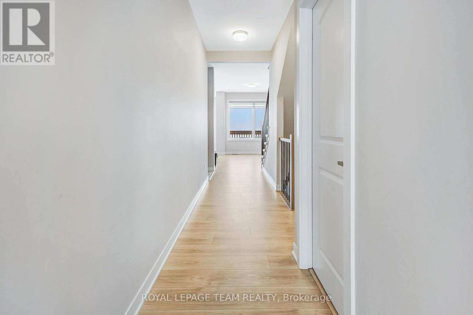 819 Andesite Terrace, Ottawa, Ontario  K2J 7H4 - Photo 5 - X12726674