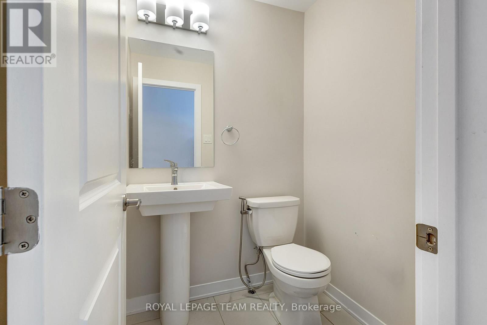 819 Andesite Terrace, Ottawa, Ontario  K2J 7H4 - Photo 7 - X12726674