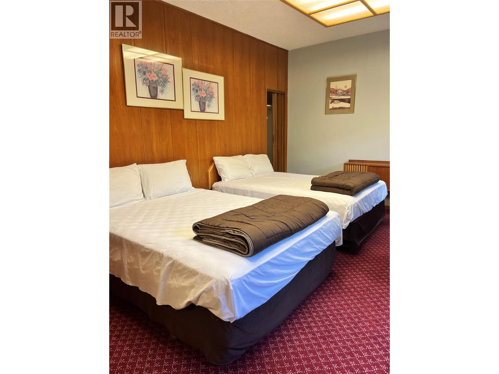 3315 30 Avenue, Vernon, British Columbia  V1T 2C9 - Photo 9 - 10373118