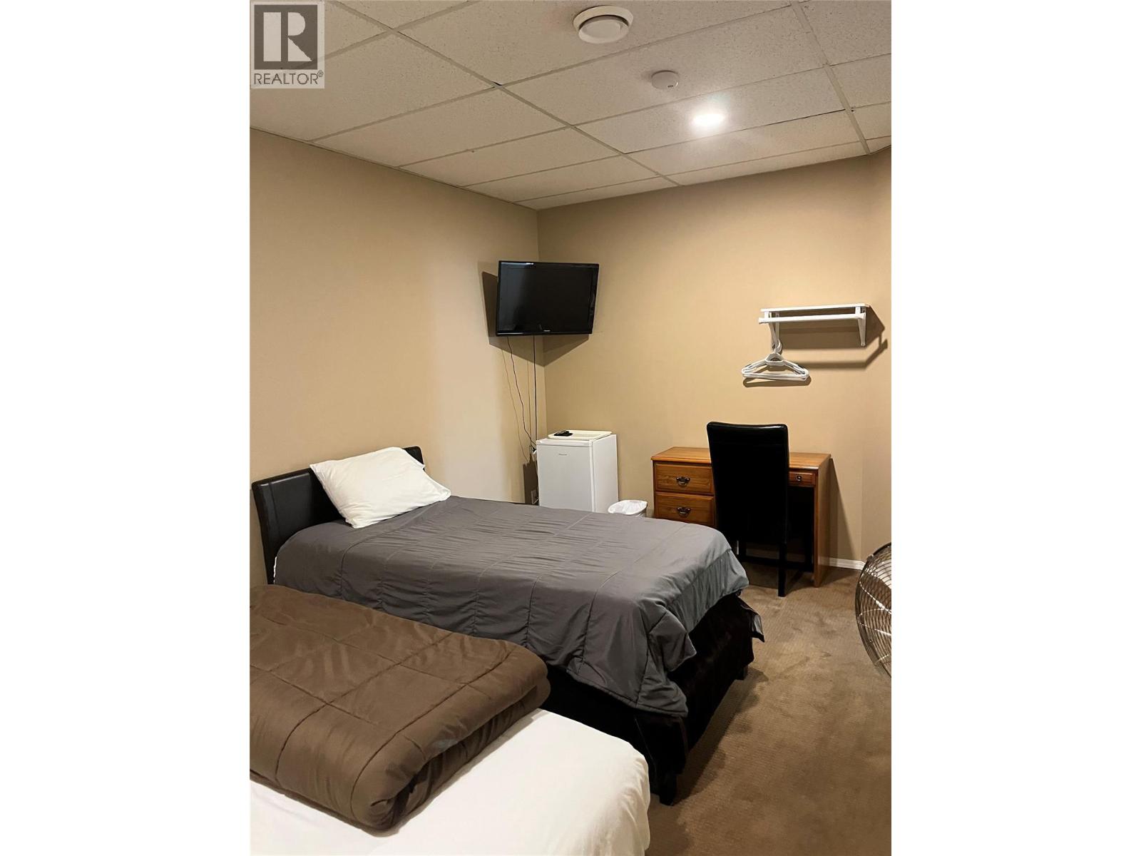 3315 30 Avenue, Vernon, British Columbia  V1T 2C9 - Photo 19 - 10373118