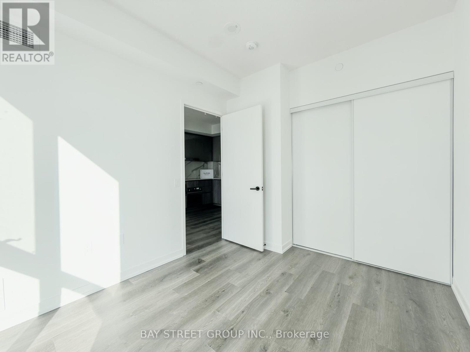 5015 - 8 Interchange Way, Vaughan, Ontario  L4K 0R2 - Photo 14 - N12726676