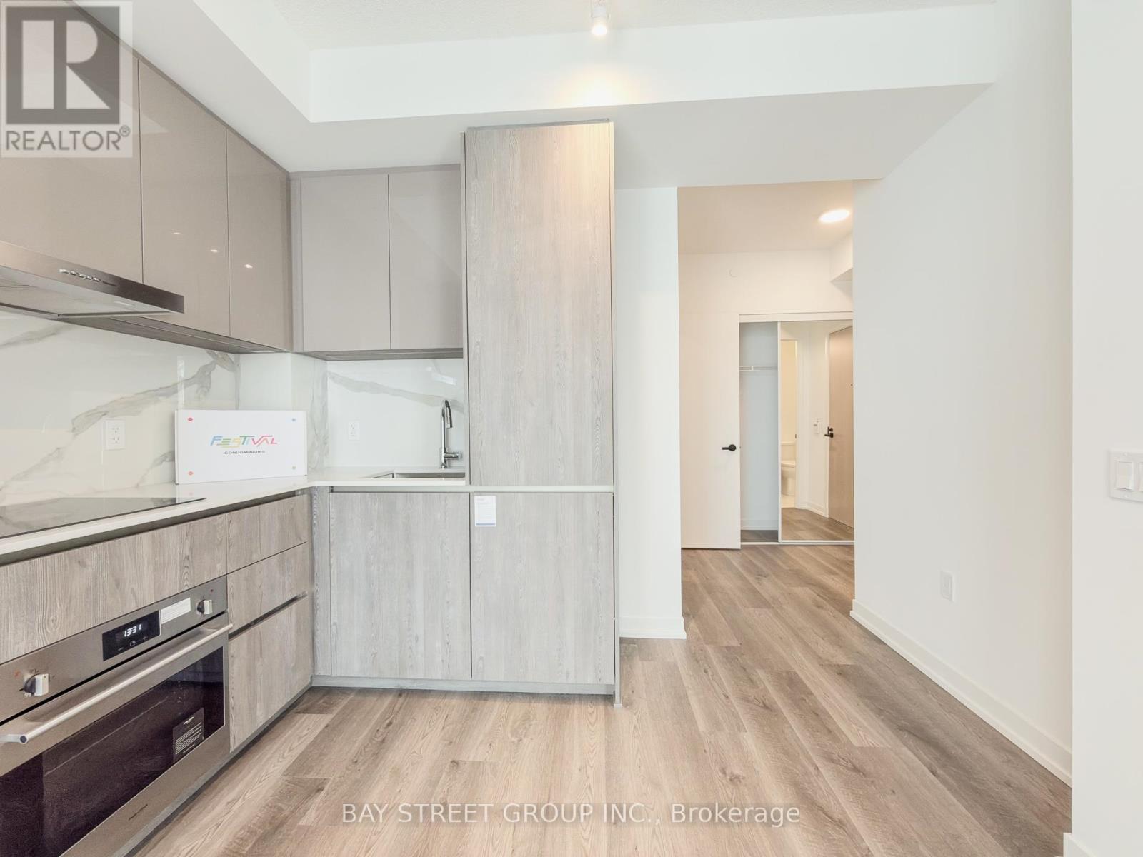 5015 - 8 Interchange Way, Vaughan, Ontario  L4K 0R2 - Photo 16 - N12726676