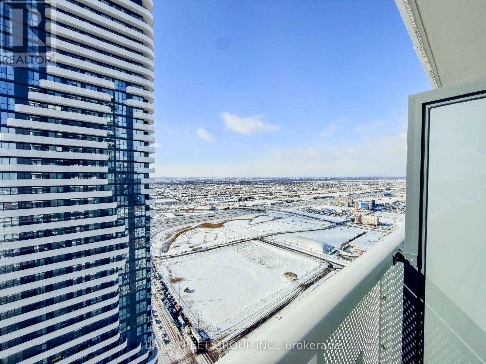 5015 - 8 Interchange Way, Vaughan, Ontario  L4K 0R2 - Photo 19 - N12726676