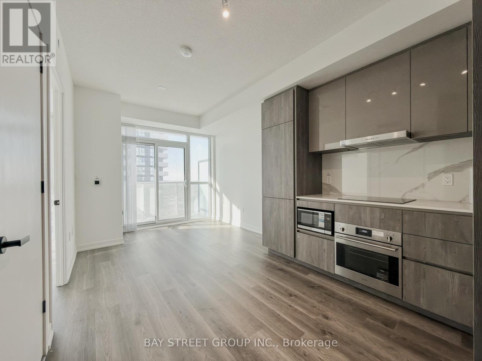 5015 - 8 Interchange Way, Vaughan, Ontario  L4K 0R2 - Photo 9 - N12726676