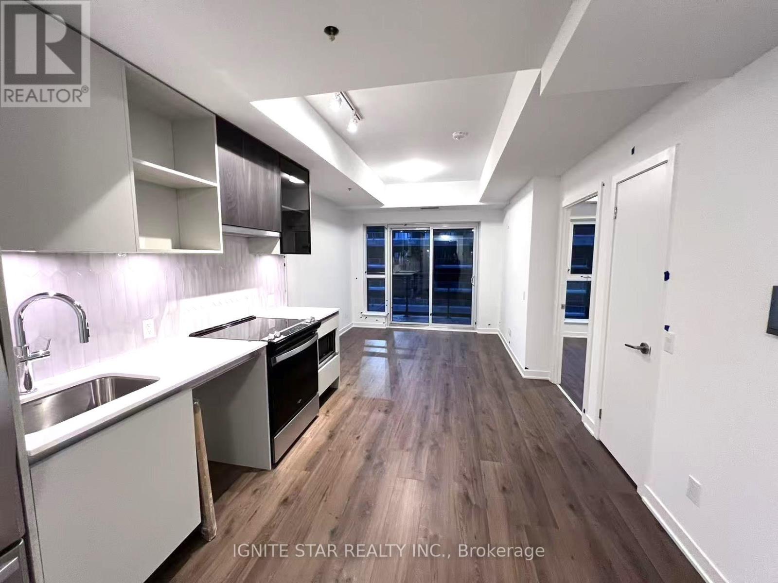 817 - 405 Dundas Street W, Oakville, Ontario  L6M 5P9 - Photo 18 - W12726682