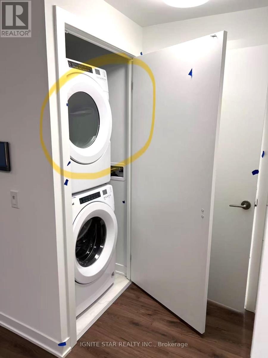 817 - 405 Dundas Street W, Oakville, Ontario  L6M 5P9 - Photo 23 - W12726682