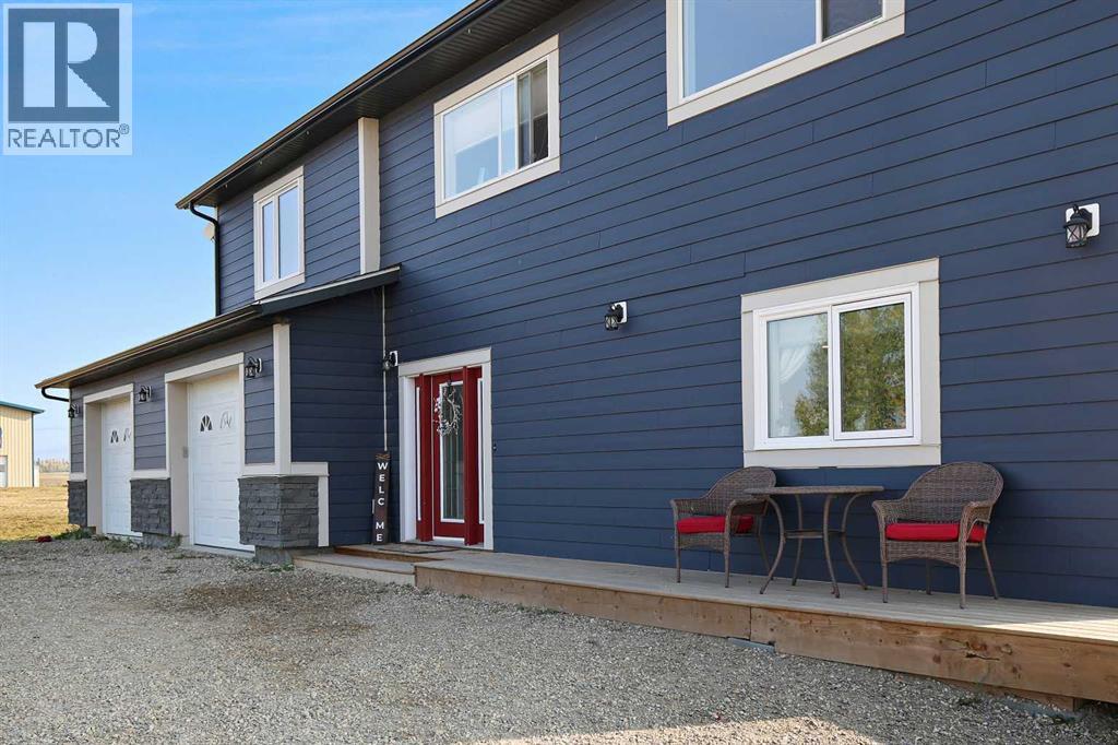 33257 10 Range Road, Rural Mountain View County, Alberta  T4H 1J5 - Photo 4 - A2256614