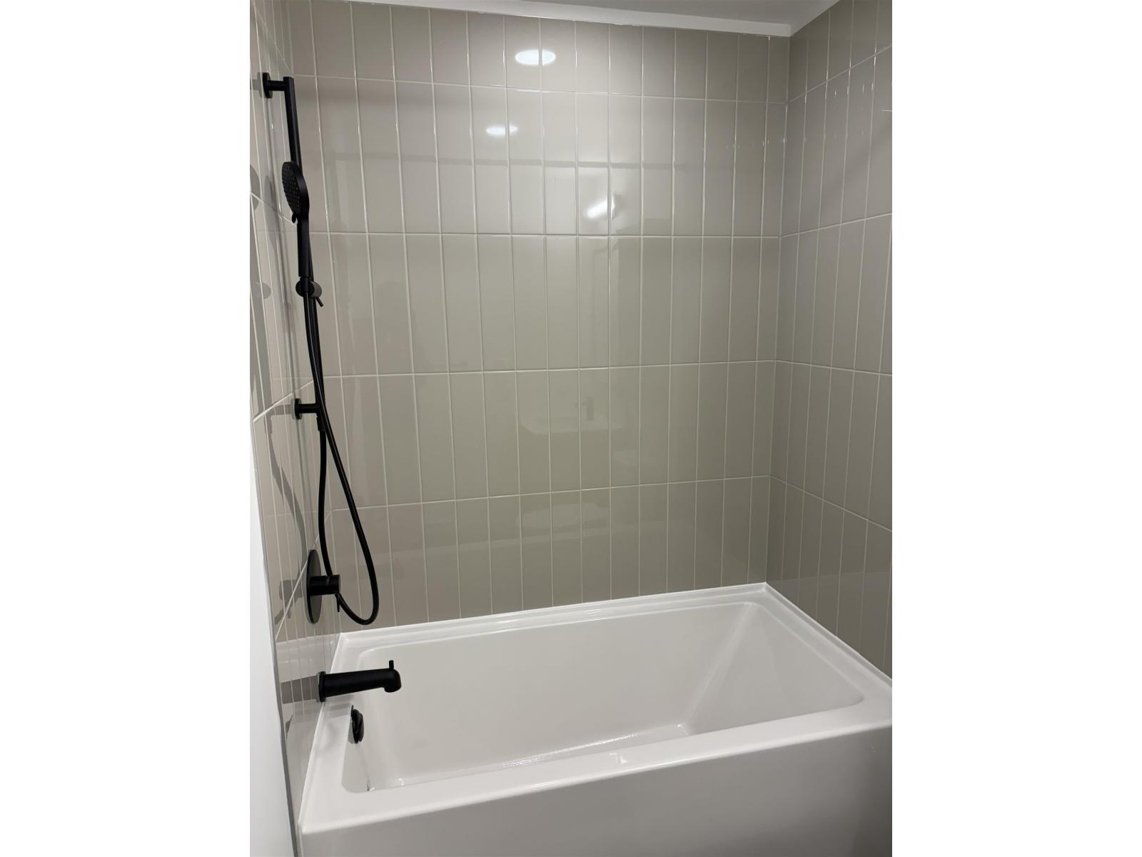 110 10466 138a Street, Surrey, British Columbia  V3T 0W3 - Photo 12 - R3082103