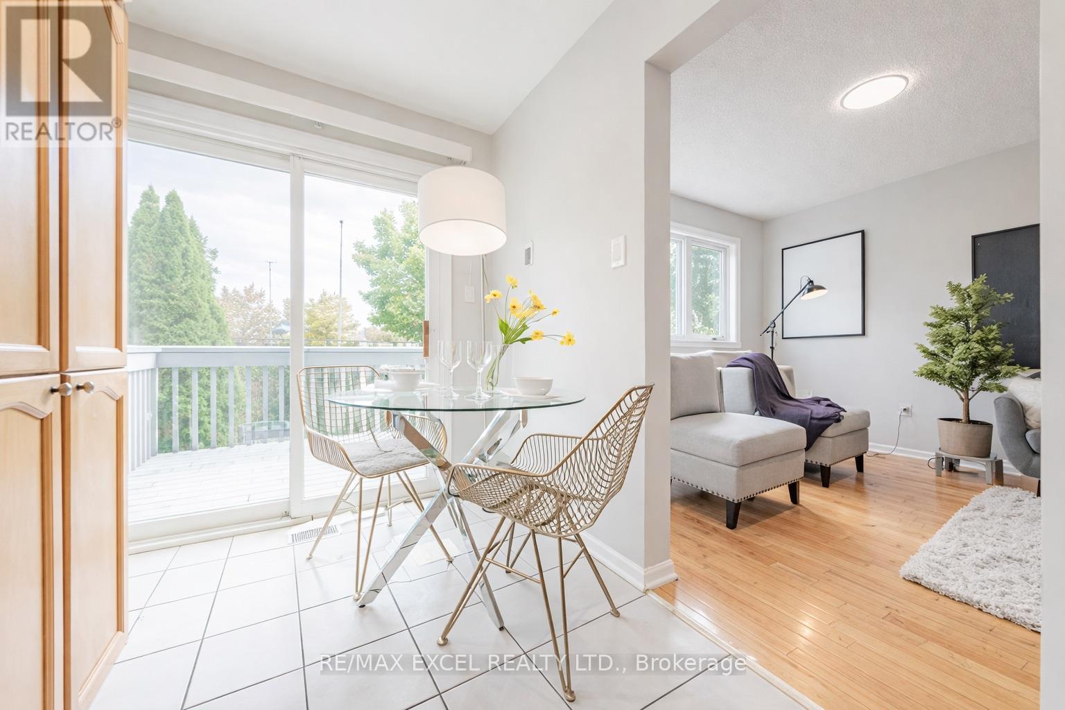 21 Brimstone Crescent, Toronto, Ontario  M1V 3C8 - Photo 9 - E12684966