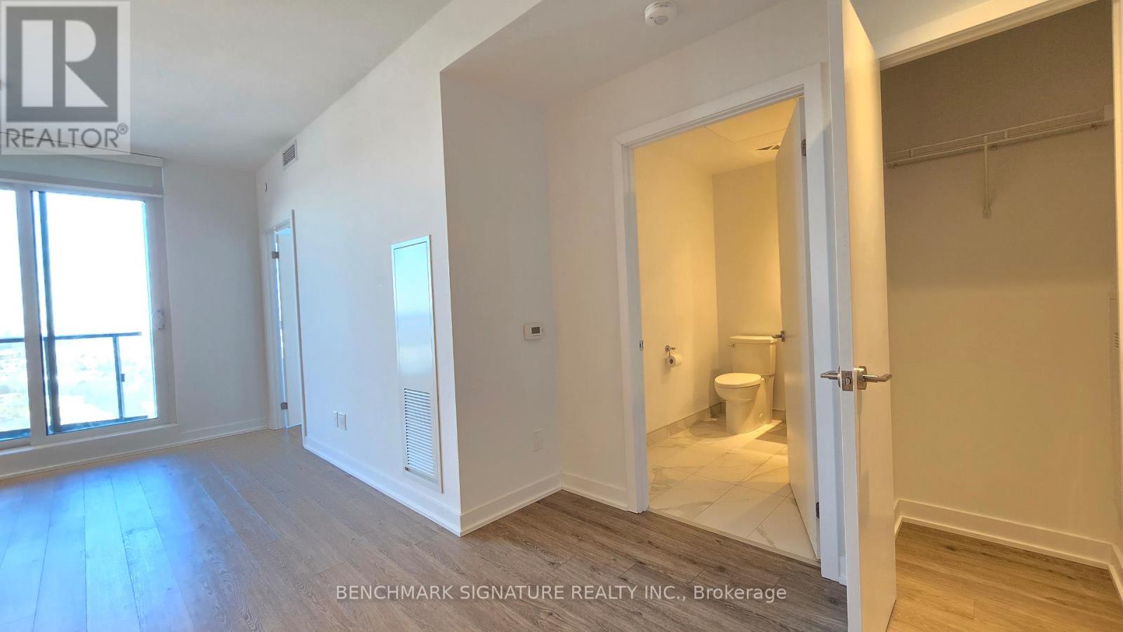 4101 - 1926 Lake Shore Boulevard W, Toronto, Ontario  M6S 1A1 - Photo 4 - W12726696