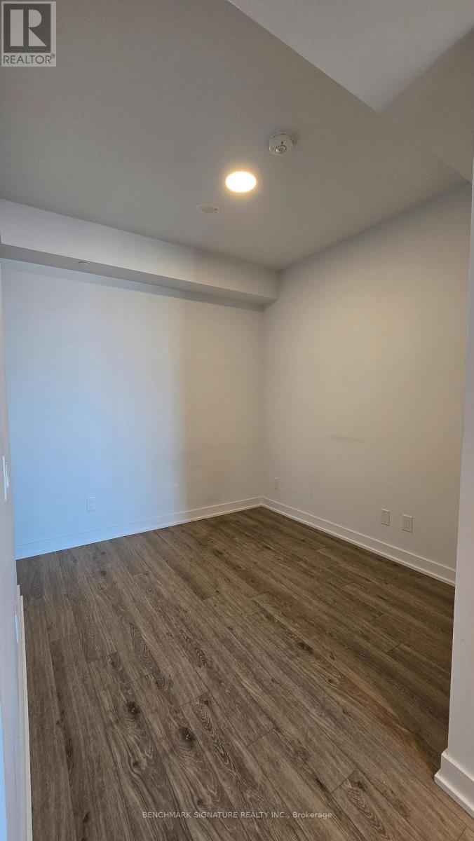 4101 - 1926 Lake Shore Boulevard W, Toronto, Ontario  M6S 1A1 - Photo 8 - W12726696