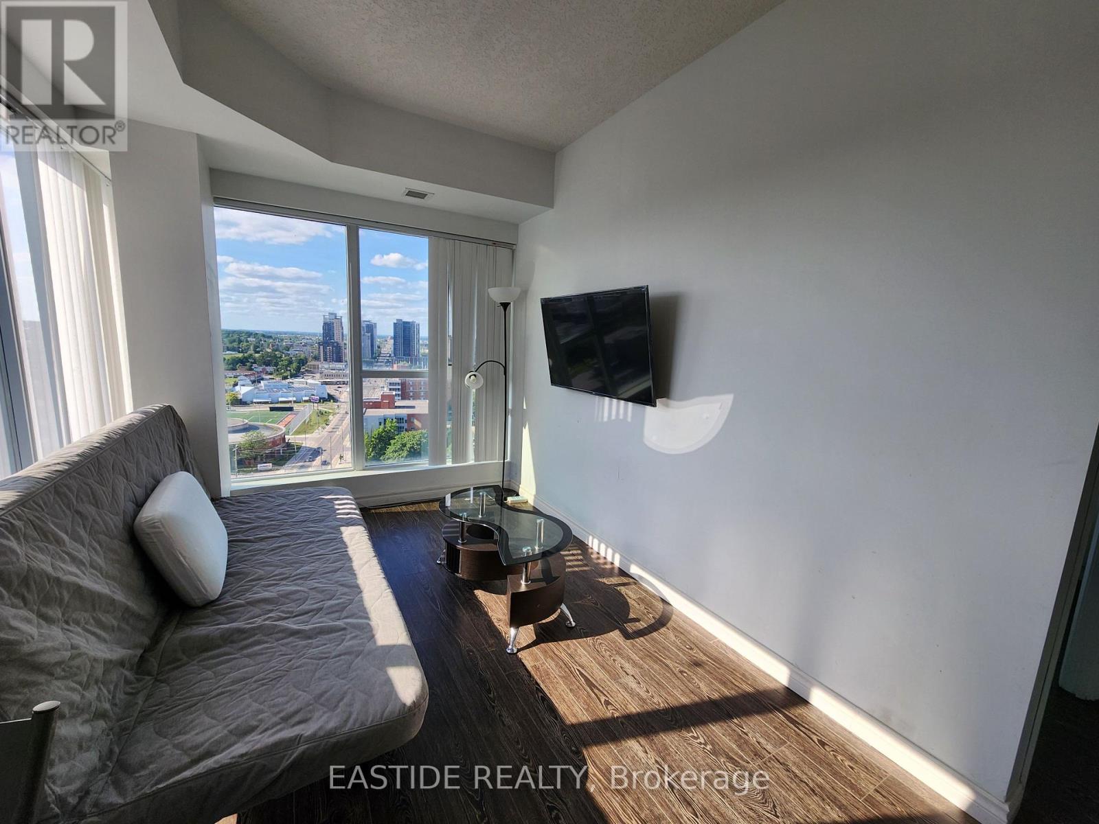 1805 - 158 King Street N, Waterloo, Ontario  N2J 2Y2 - Photo 7 - X12726702