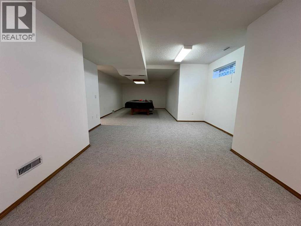 127 Douglasbank Court Se, Calgary, Alberta  T2Z 2C3 - Photo 20 - A2279428