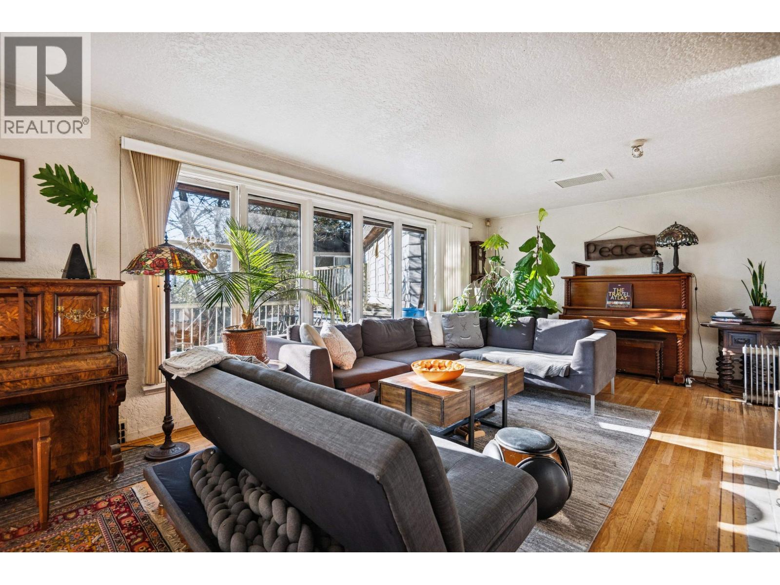 840 Austin Avenue, Coquitlam, British Columbia  V3K 3N3 - Photo 10 - R3080654