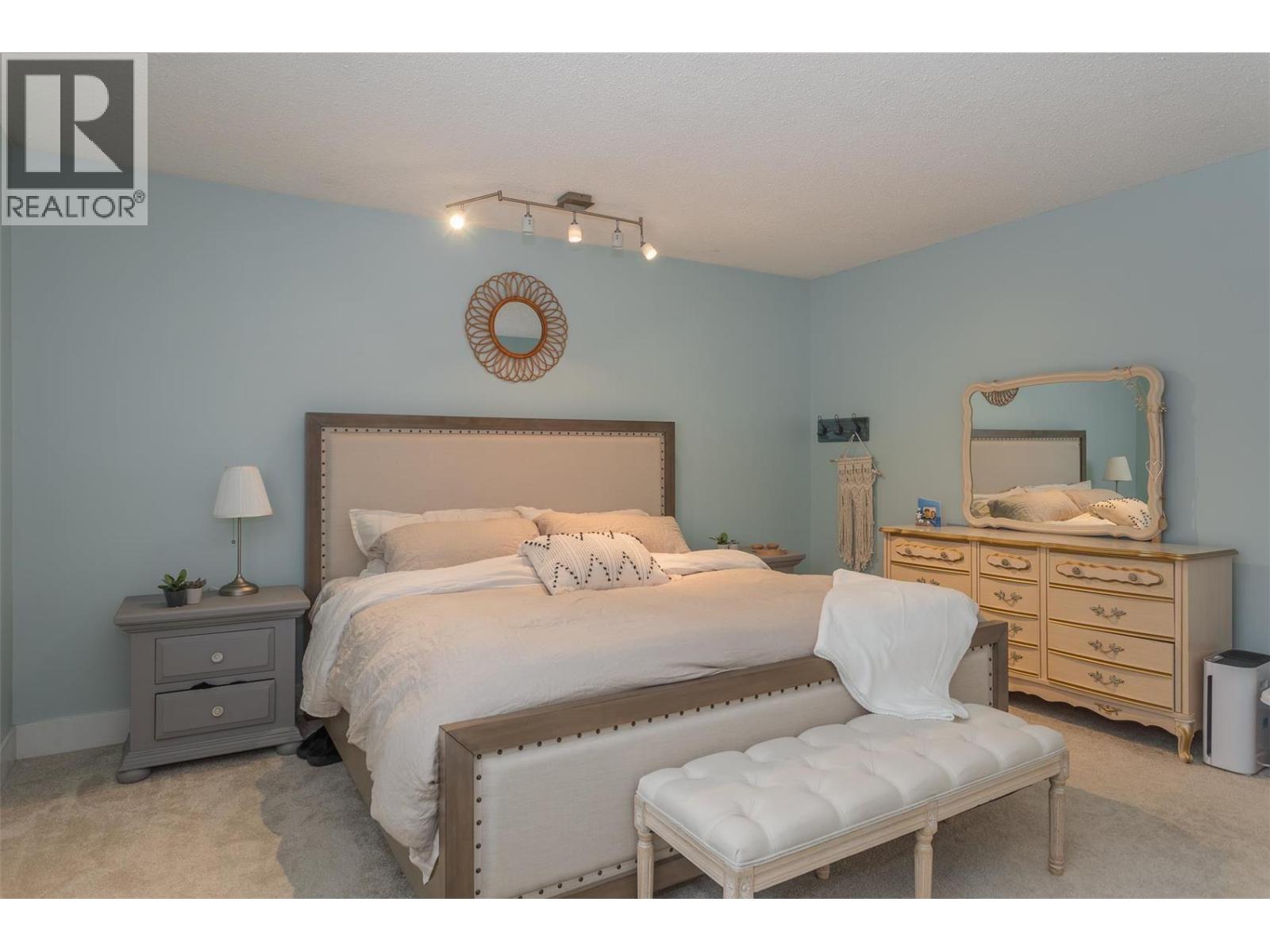 745 Wenric Crescent, Kelowna, British Columbia  V1X 5R6 - Photo 28 - 10371768