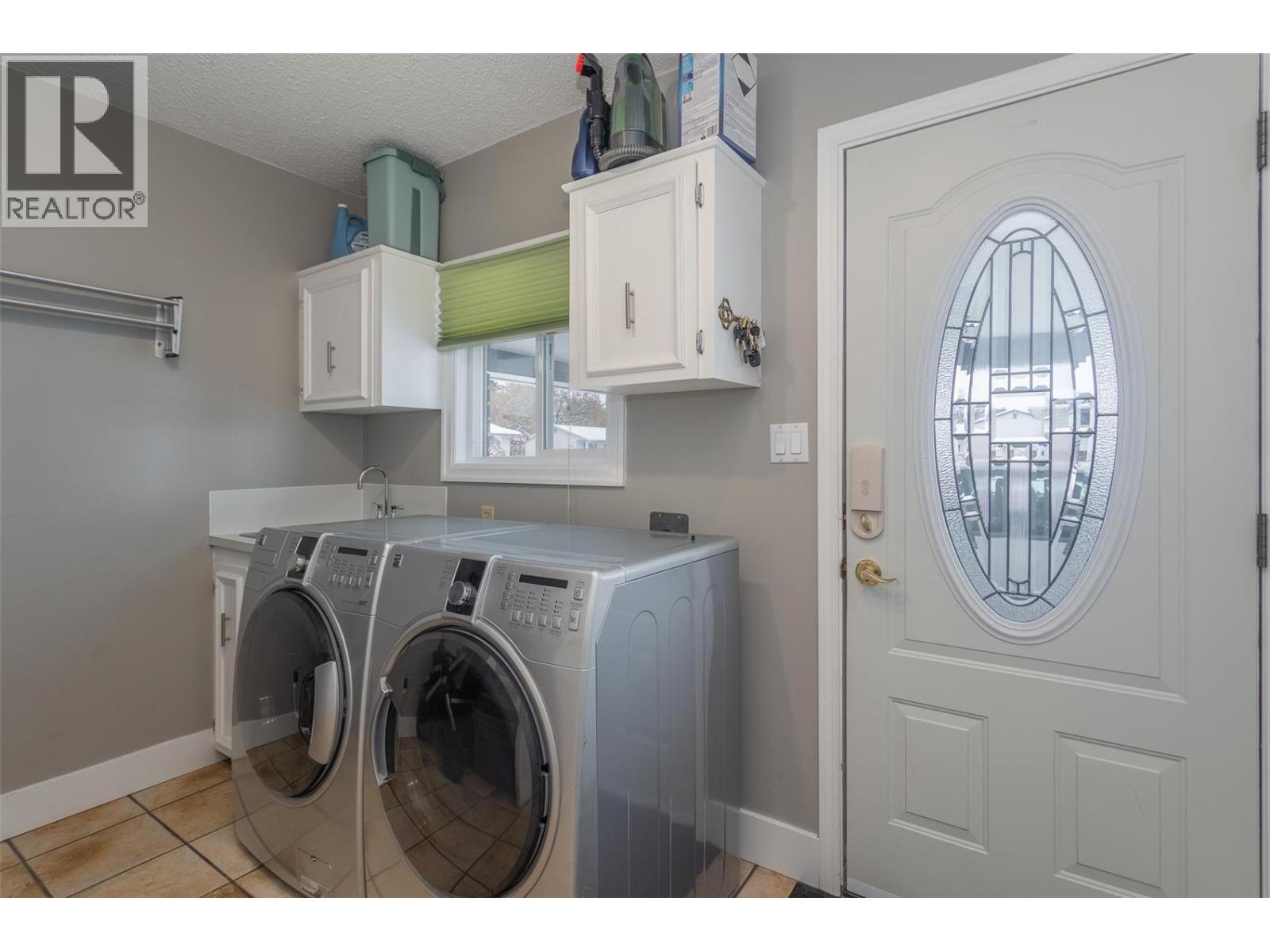 745 Wenric Crescent, Kelowna, British Columbia  V1X 5R6 - Photo 38 - 10371768